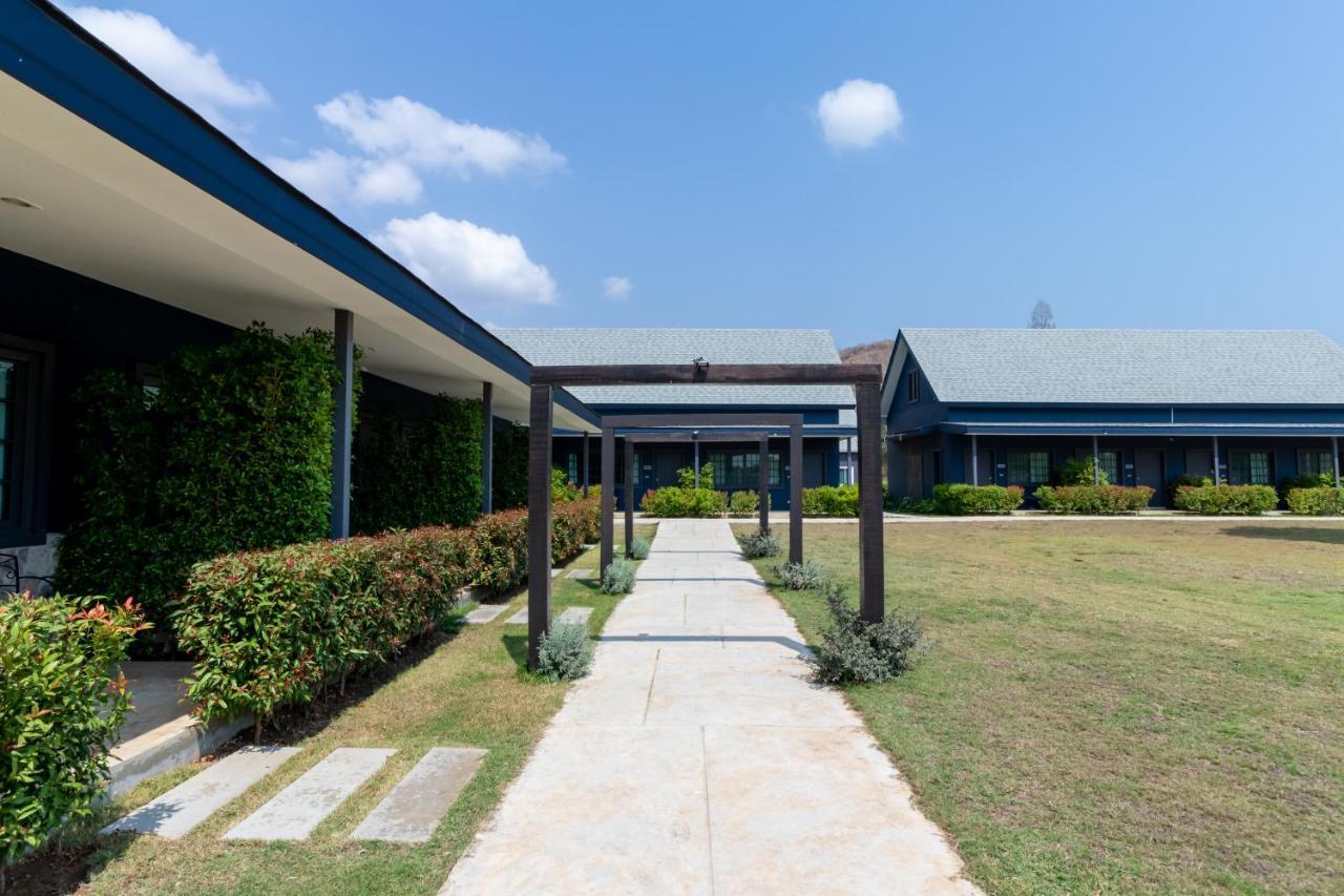 The Barn Hua Hin Hotel Khao Tao Buitenkant foto